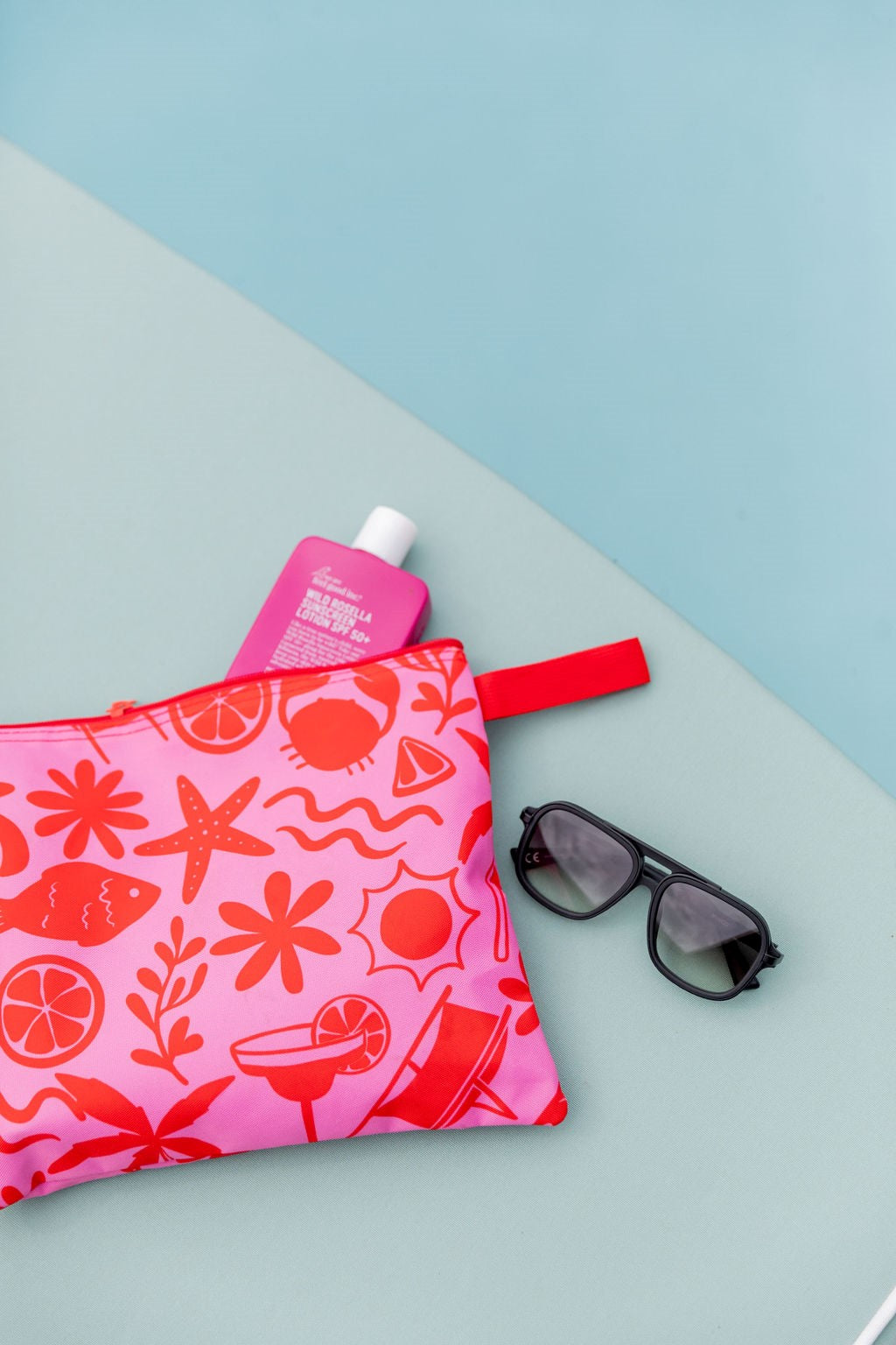 'Holiday Vibes' The Everything Bag ‘Mini’